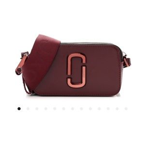 The Snapshot in Wine - Marc Jacobs crossbody bag